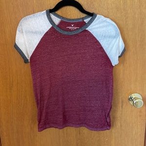 American Eagle Cropped t-shirt